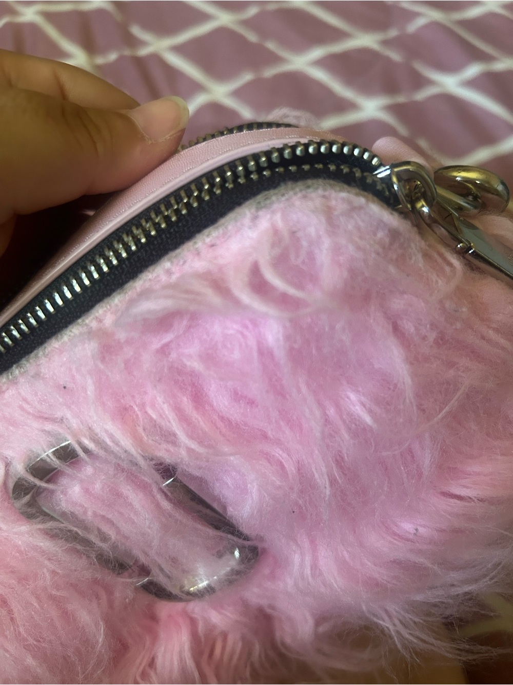 Marc Jacobs Pink Faux Fur Crossbody with Black Logo Strap - Picture 8 of 13